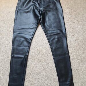 Nordstrom Rack Women’s Sleek Black Faux Leather Leggings (Small)